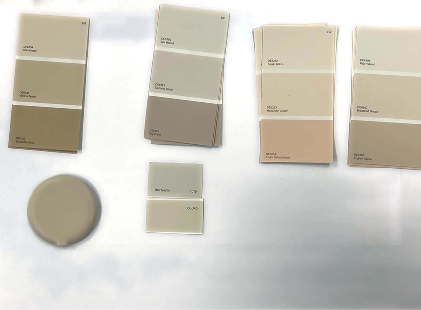Color chip collection and comparison against the actual product